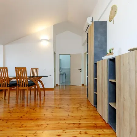 Easymoon Apartment